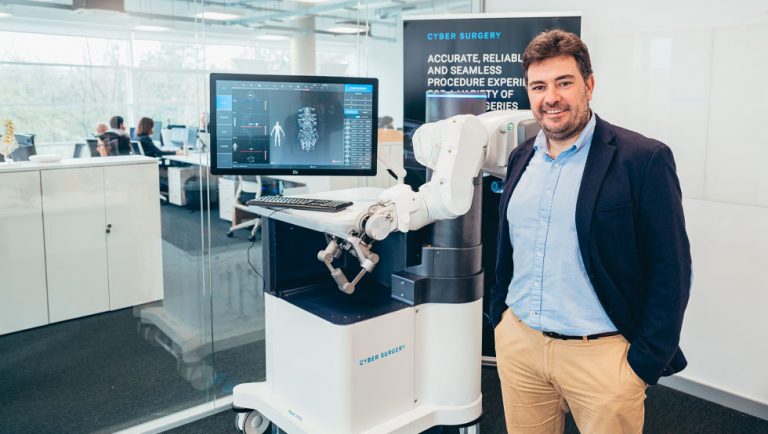 Cyber Surgery | Empowering Surgeons With Our Medical Robotic Assistant